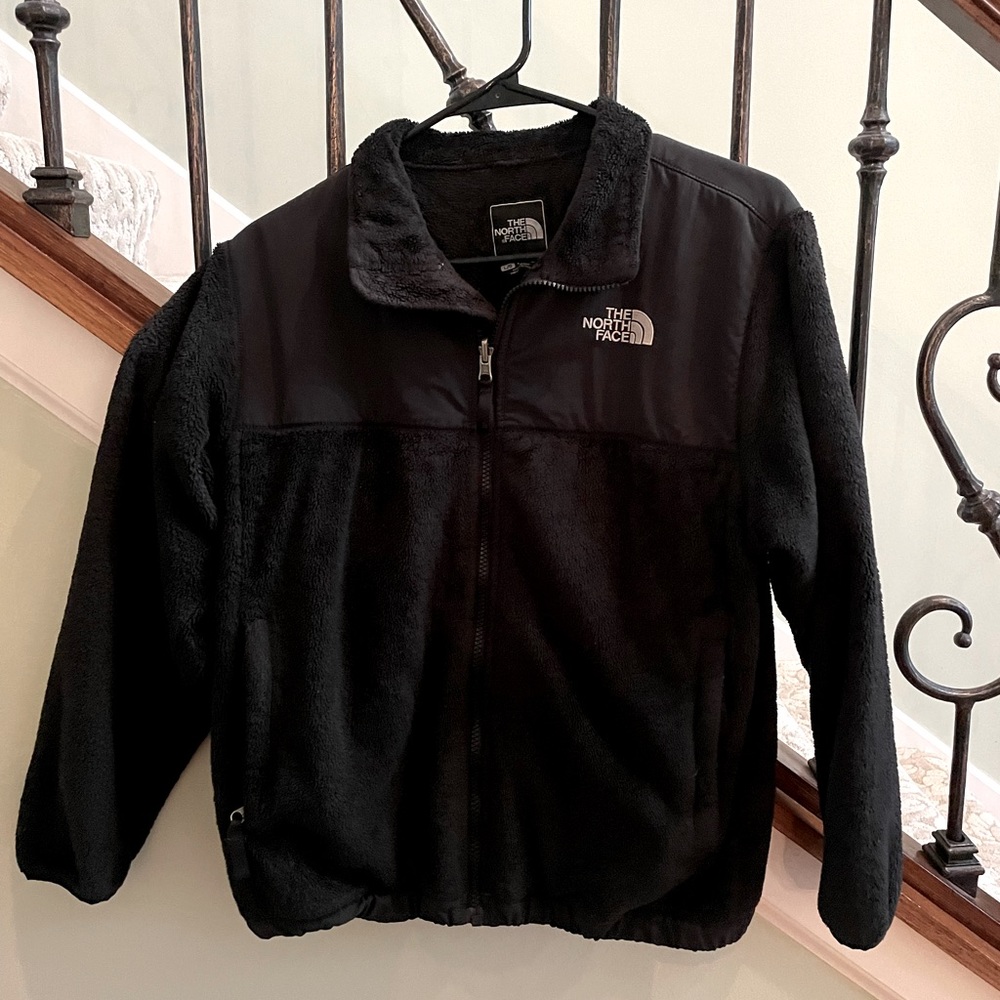 North face girls fleece jacket